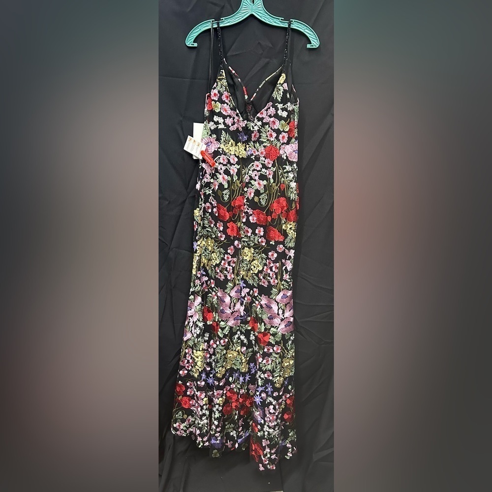 Mac Duggal 67473 NWT FLORAL EMBROIDERED LACE SWEETHEART GOWN - Picture 6 of 9